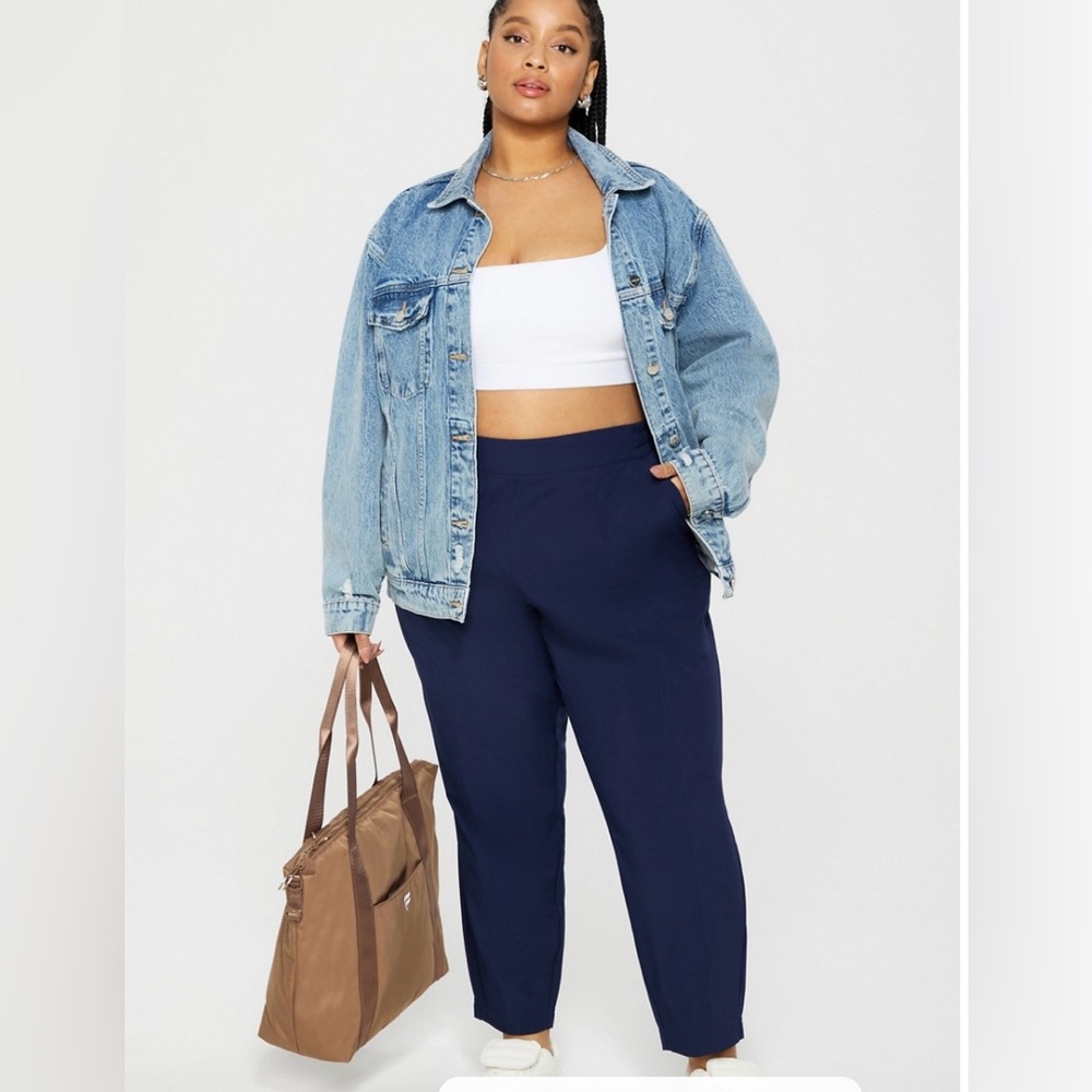Women's Navy Pull-On Pants - Classic Everyday Comfort
